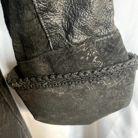 Wilson Women's Trench Coat Heavy leather Size Medium - Picture 9 of 12